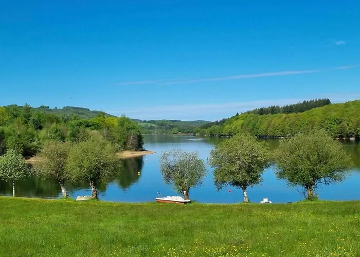 Les Tables Aux Vaches Raviege