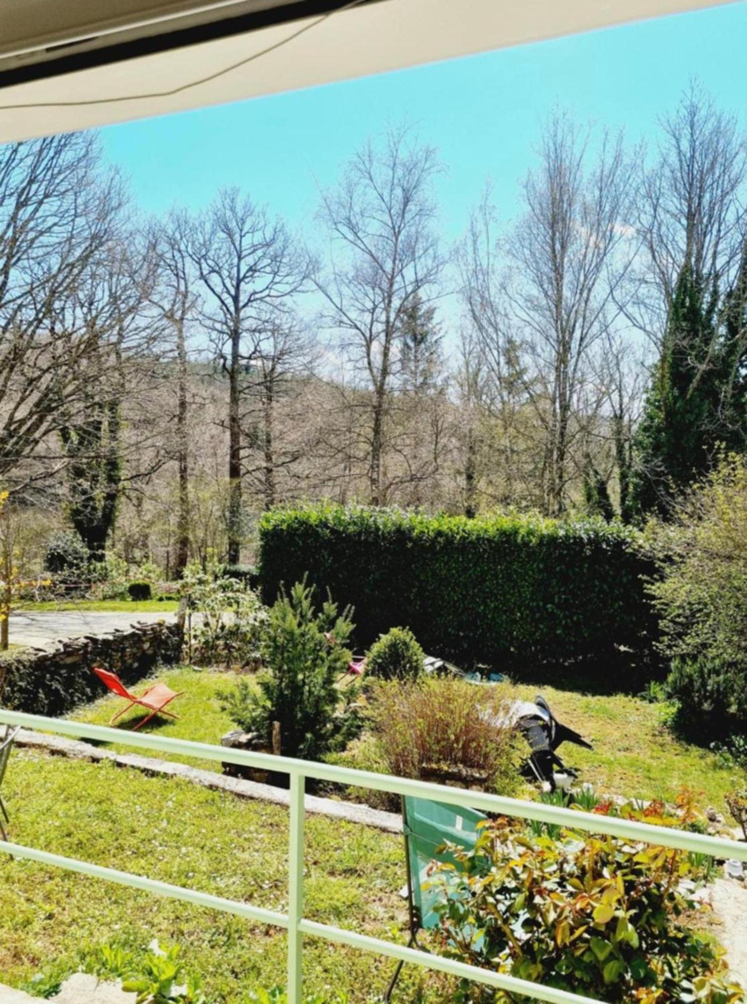 Les Tables Aux Vaches Raviege Gasthof